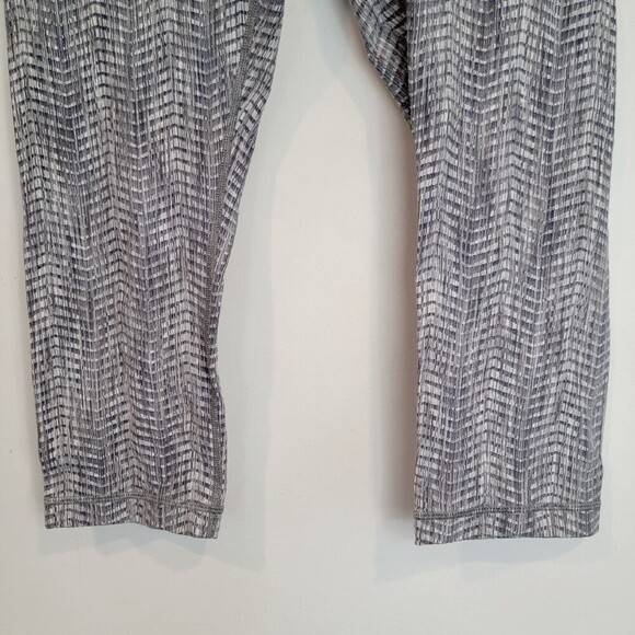 Lululemon Wunder Under Hi Rise Crop 21" Size 10 Luon Arrow Jacquard Battleship - Picture 3 of 8